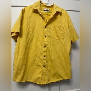 Magellan Short Sleeve Button Up Shirt - Size Large